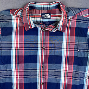 The North Face Shirt Mens XL Red Blue Plaid Lightweight Button Up Short Sleeve